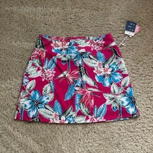 NWT Tommy Bahama Active Magenta Flora Golf Skort sz Small (227 & 245)